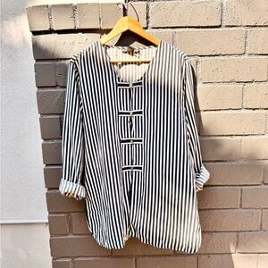 Blue and White Boxy 3/4 Sleeve Tunic